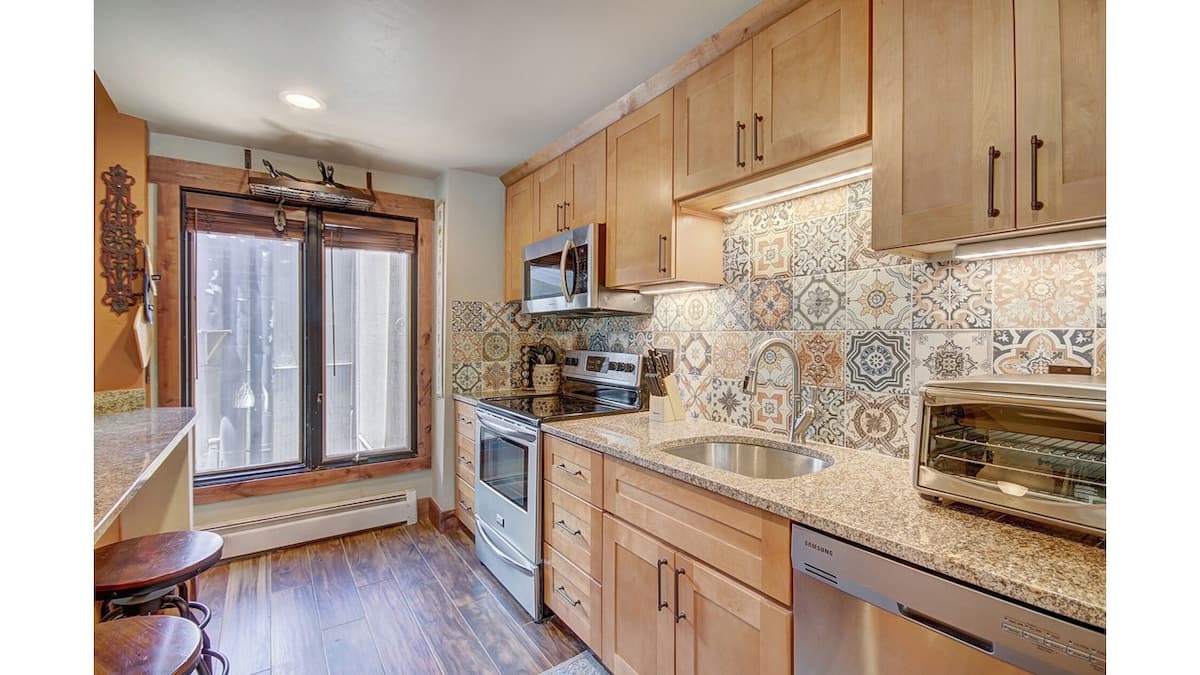 Stunning galley kitchen